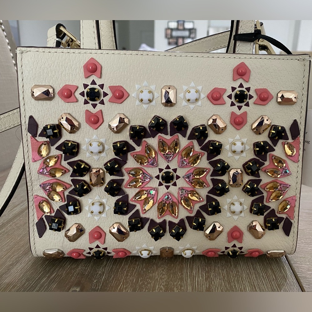 Kate Spade Crossbody Hand Bag - Picture 2 of 5